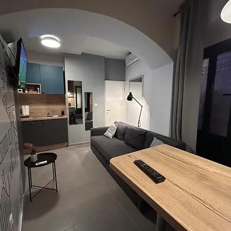 Dux شقة Komiža